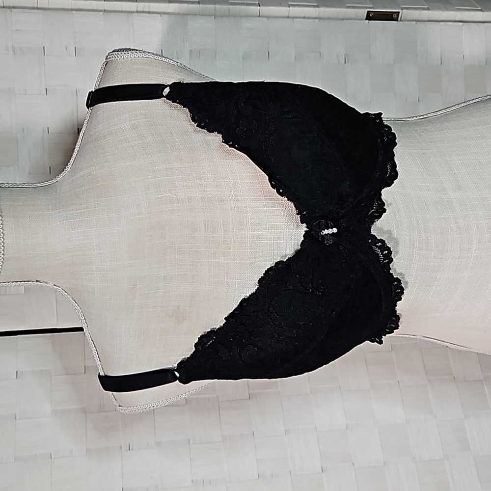 Smart & Sexy Size- 36DD Women's Black Lace Undeewire Bra